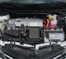 Toyota Auris hybrid e-car • The Register