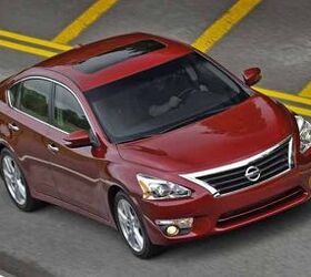 The 2014 Nissan Altima Sedan is available in seven well-equipped models - the 2.5, 2.5 S, 2.5 SV and 2.5 SL featuring a 182-horsepower 2.5-liter inline 4-cylinder and the 3.5 S, 3.5 SV and 3.5 SL with a standard 270-horsepower 3.5-liter V6 engine. Every 2014 Altima is equipped with a standard Xtronic CVT(R) (Continuously Variable…