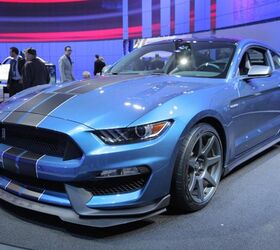 Ford Shelby GT350R Video, First Look | AutoGuide.com