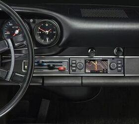 Porsche Offers Modern Touchscreen for Classic 911s