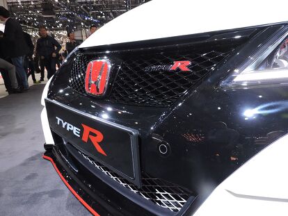 Honda Civic Type R Boasts Insane Performance | AutoGuide.com