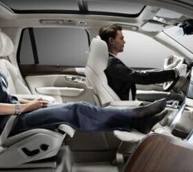 Volvo XC90 Lounge Console Exudes Luxury