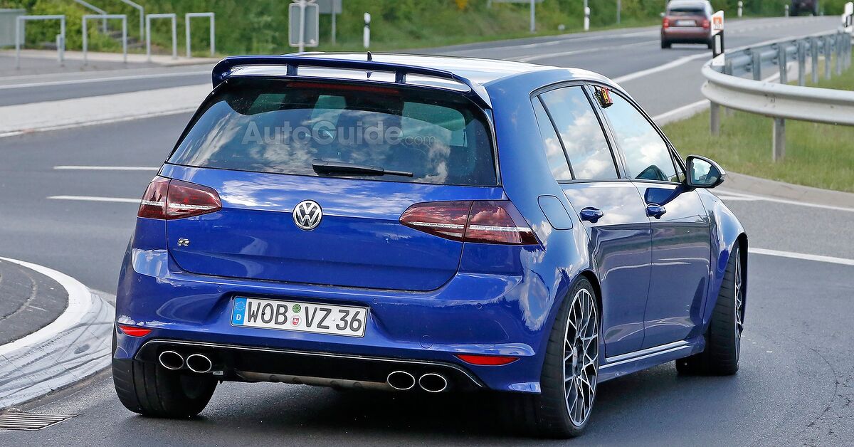 Volkswagen Golf R400 Spied Testing | AutoGuide.com