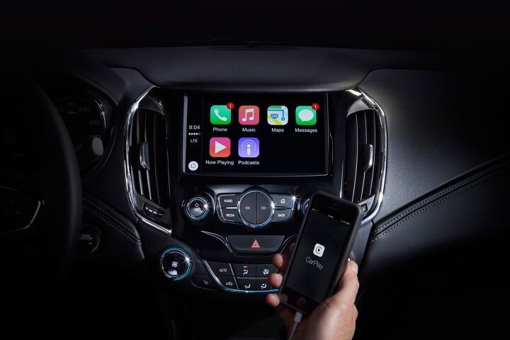2016 Chevrolet Cruze Debuting in June With Apple CarPlay