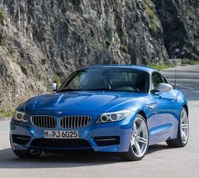 BMW Z4 Adopts Iconic Estoril Blue Paint