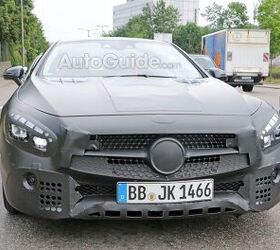 Mercedes SL Facelift Spied Inside and Out