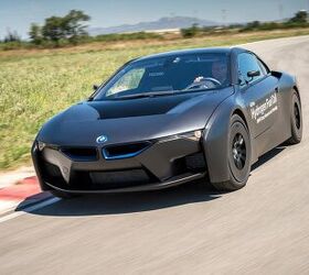 BMW Unveils Hydrogen Fuel Cell Test Vehicles