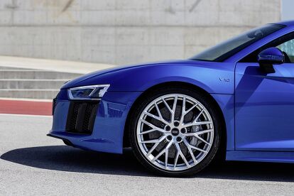 17 R8 2017 Audi R8 Detailed in Stunning Photos | AutoGuide.com