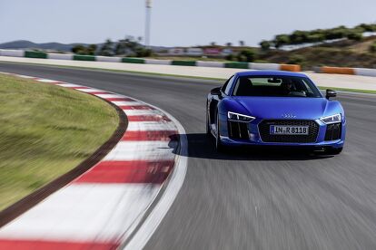 17 R8 2017 Audi R8 Detailed in Stunning Photos | AutoGuide.com