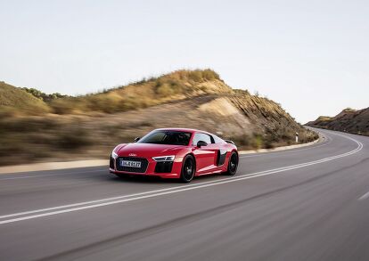 17 R8 2017 Audi R8 Detailed in Stunning Photos | AutoGuide.com