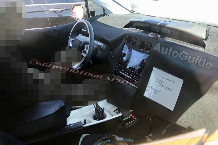 2016 Toyota Prius Interior Spied