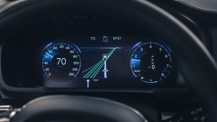 Auto Pilot Interface Volvo Previews Self-Driving Cars with IntelliSafe Auto Pilot Interface ...