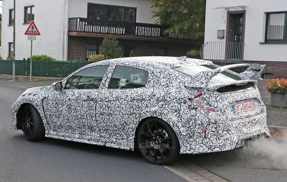 2017 Honda Civic Type R Spied Sporting a Massive Rear Spoiler ...