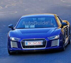 Audi R8 E-tron Looks Stunning in Blue on the Nurburgring