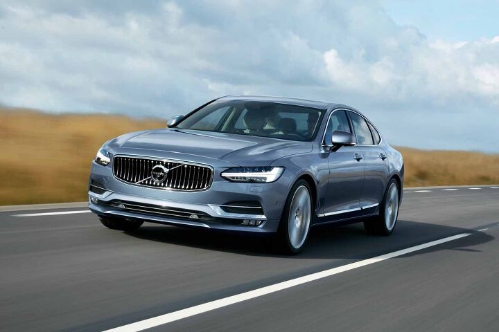 2017 Volvo S90 Loaded With Tech and Style