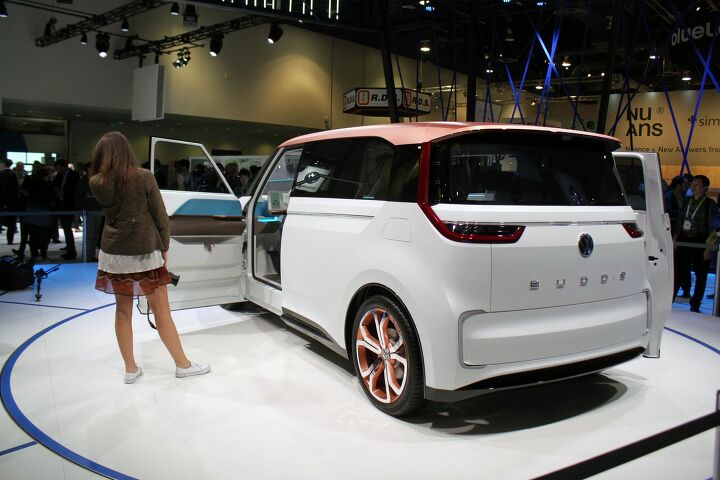 Volkswagen BUDD-e Concept Reignites Your Hippie-Van Dreams