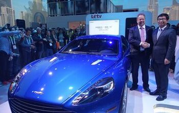 Aston Martin Rapide S Demonstrates New Technology at CES