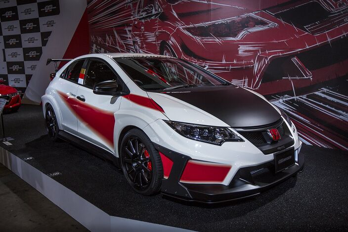 This Tuned Honda Civic Type R is Every Honda Fanboys Dream Car ...