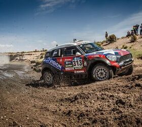 Gallery: The Craziest Photos from the 2016 Dakar Rally | AutoGuide.com