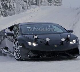 Lamborghini's Hot Huracan Superleggera Spied in the Snow