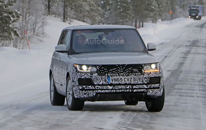 2017 Range Rover Spied Sporting a Mild Facelift