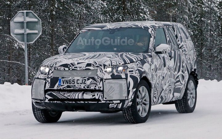 2017 Land Rover Discovery Spied Looking Less Boxy