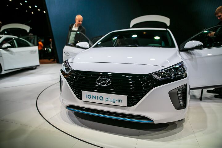 Hyundai Ioniq Revealed With Three Green Powertrains