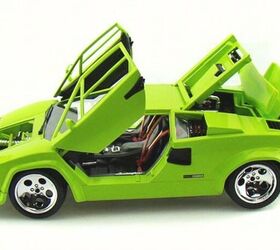 Daily Diecast: A Lime Lamborghini Countach For Your