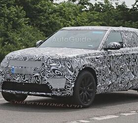 Range Rover Sport Coupe Spotted in Spy Shots