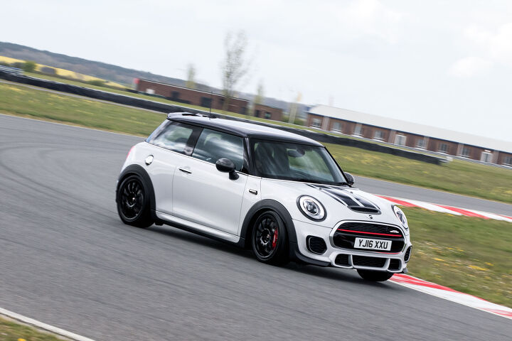 MINI John Cooper Works Challenge is a UK-Only Special Edition