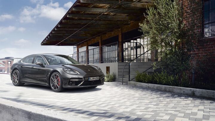 Porsche's New Turbo V8 Heading to Audi, Bentley Models