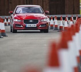 Jaguar's Fleet of Self-Driving Test Cars Will Start Hitting UK Roads This Year