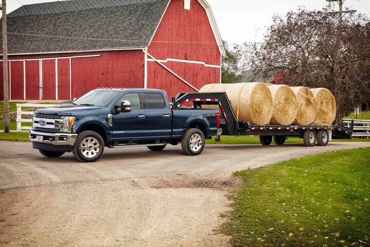2017 Ford Super Duty Comes Packing 925 Lb-ft of Torque