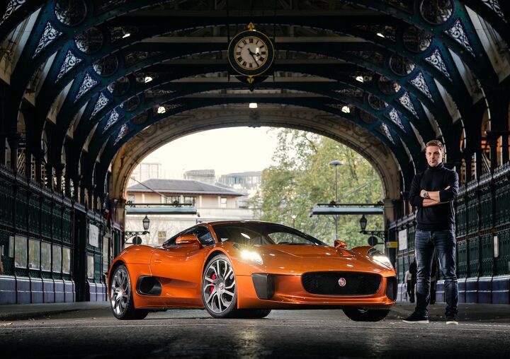 Jaguar Forgoes Supercar Plans to Focus on New Electric Vehicles