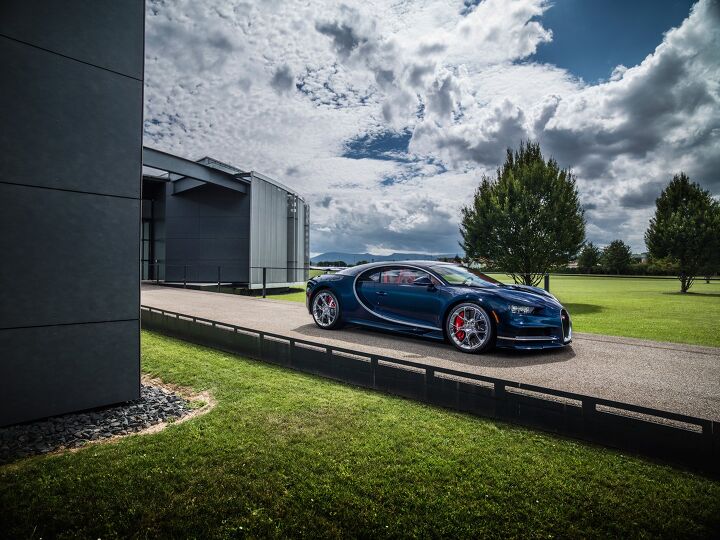 Bugatti Chiron and Vision Gran Turismo Get Together for the First Time
