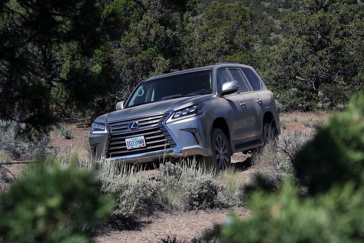 10 Things I Learned Off-Roading the 2016 Lexus LX 570