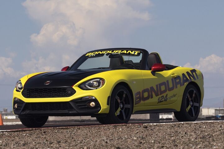 Fiat Offers Free Performance Driving School to Abarth Buyers