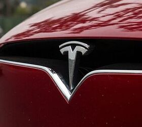 Hacker Uncovers Tesla Model S Crash Recording Function