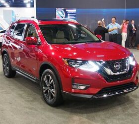 2017 Nissan Rogue Hybrid Amps-Up Efficiency