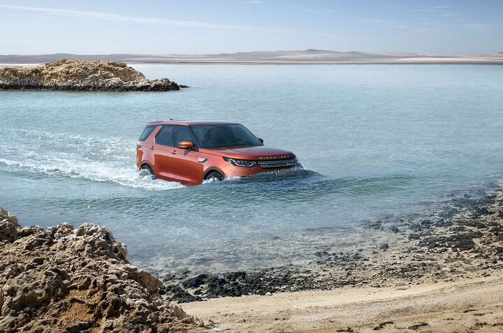 3-Row 2018 Land Rover Discovery Makes Debut With Busy Families in Mind