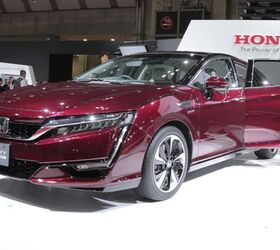 Honda Clarity Fuel Cell Has the Best EV Range in the US