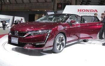 Honda Clarity Fuel Cell Has the Best EV Range in the US