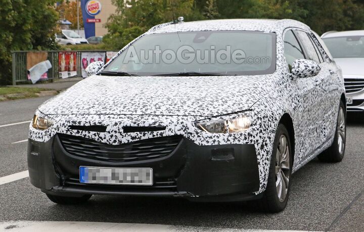 2018 Buick Regal Wagon Spotted Testing