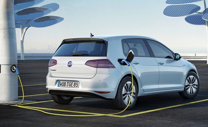 VW to Reveal New E-Golf at LA Auto Show