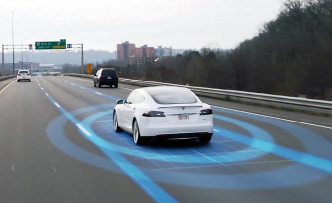 Tesla's Autopilot Will Now Follow the Speed Limits Off the Highway