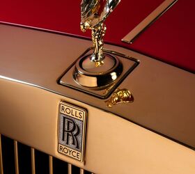 The Most Expensive Rolls-Royce Phantoms Ever Built Are Coated in Gold