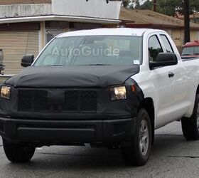 2018 Toyota Tundra Spied Sporting a Facelift