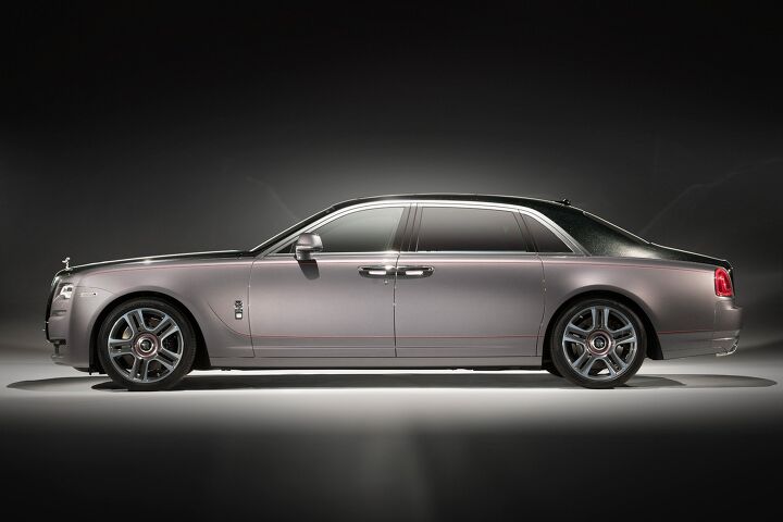Rolls-Royce Shows Why It's the King of Automotive Luxury