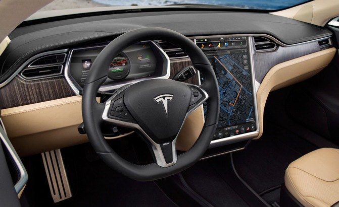 Class Action Lawsuit Claims Tesla's Autopilot is 'Defective'