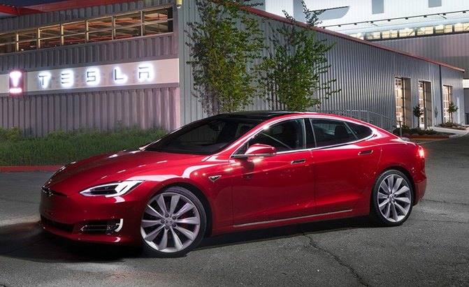 Tesla Reinstates Auto Braking After Consumer Reports Downgrade